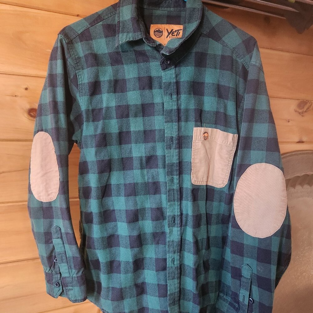 Men's flannel with reinforced elbows